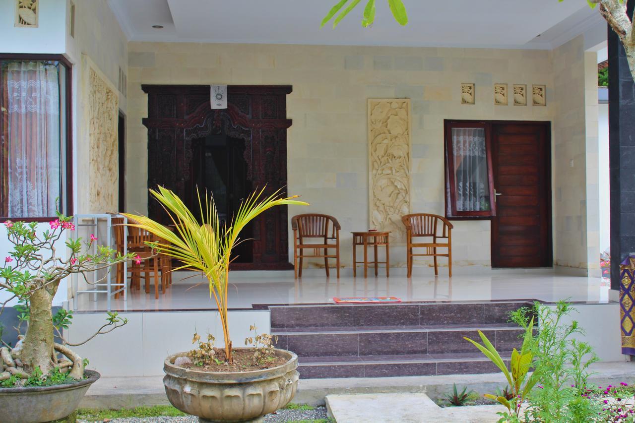 Nyuh Kadah Guest House Sakti Esterno foto